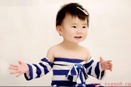 婴幼儿适合的发型有何种风格 成功打造出精品婴幼儿的短头发