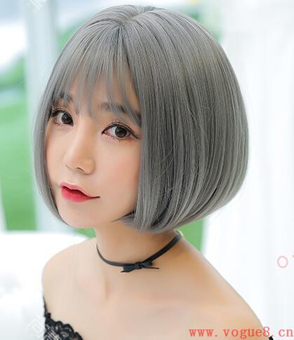 2024年最新流行发尾刘海都卷的短发发型