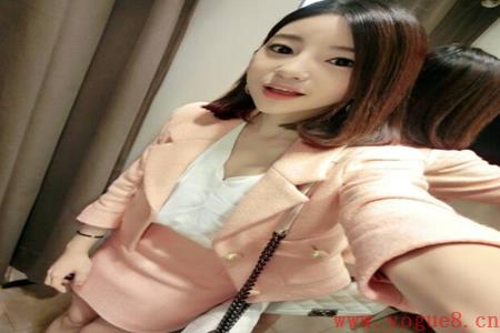 女人服饰这4款春天复古单品，搭配时髦又减龄