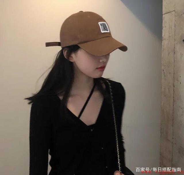 秋天戴帽子也太实用了吧！不同帽子不同戴法，显脸小还时髦好看！