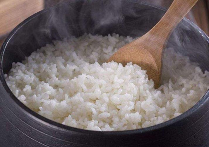 电饭锅蒸米饭用哪个功能