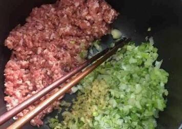 香菇猪肉饺子馅怎样做