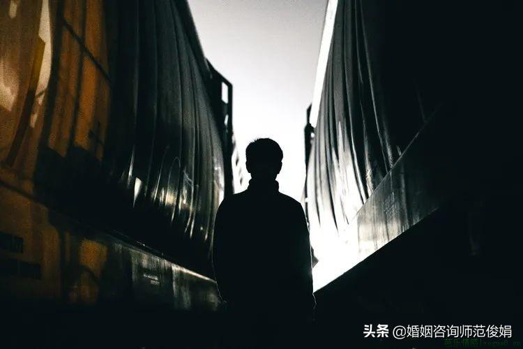 老公跟我提出离婚我该怎么办