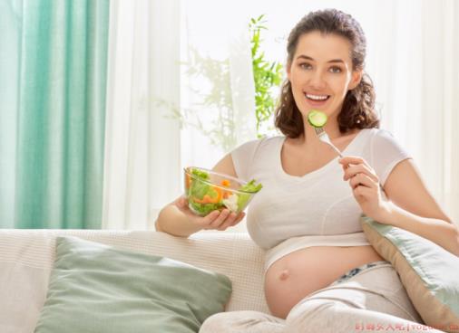 孕期吃太多对孕妈妈和胎宝宝的影响